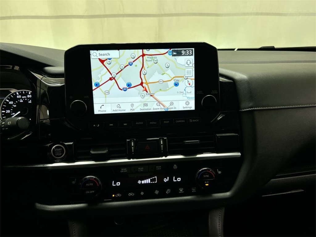 Vehicle image 18 of 26