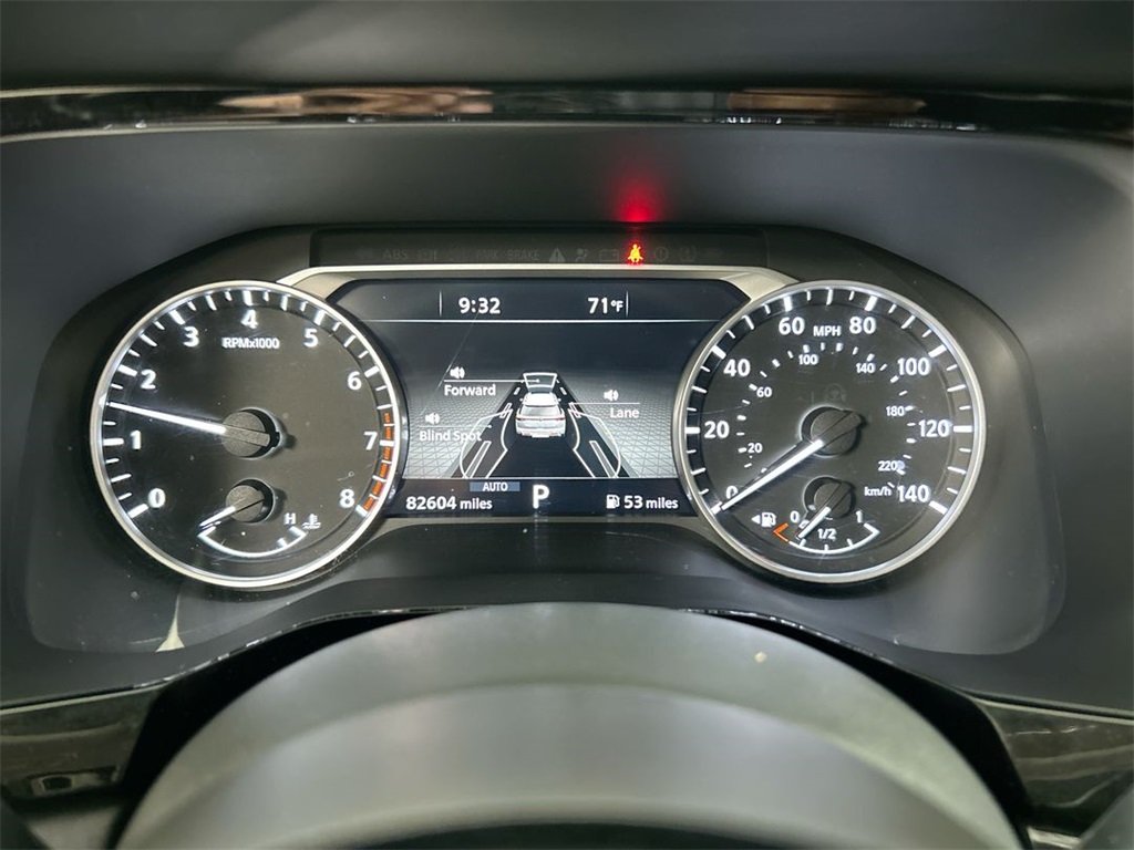 Vehicle image 15 of 26