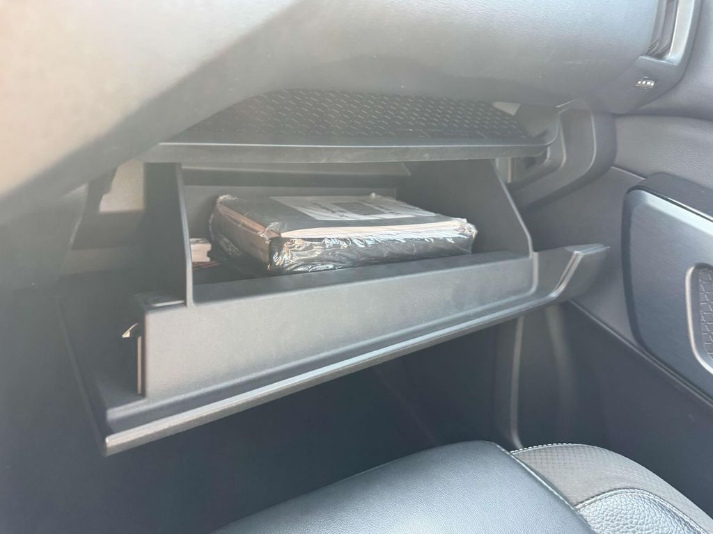 Vehicle image 31 of 31