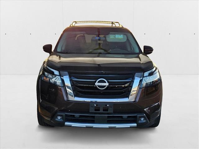 Vehicle image 2 of 21