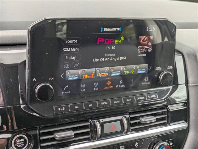 Vehicle image 26 of 42
