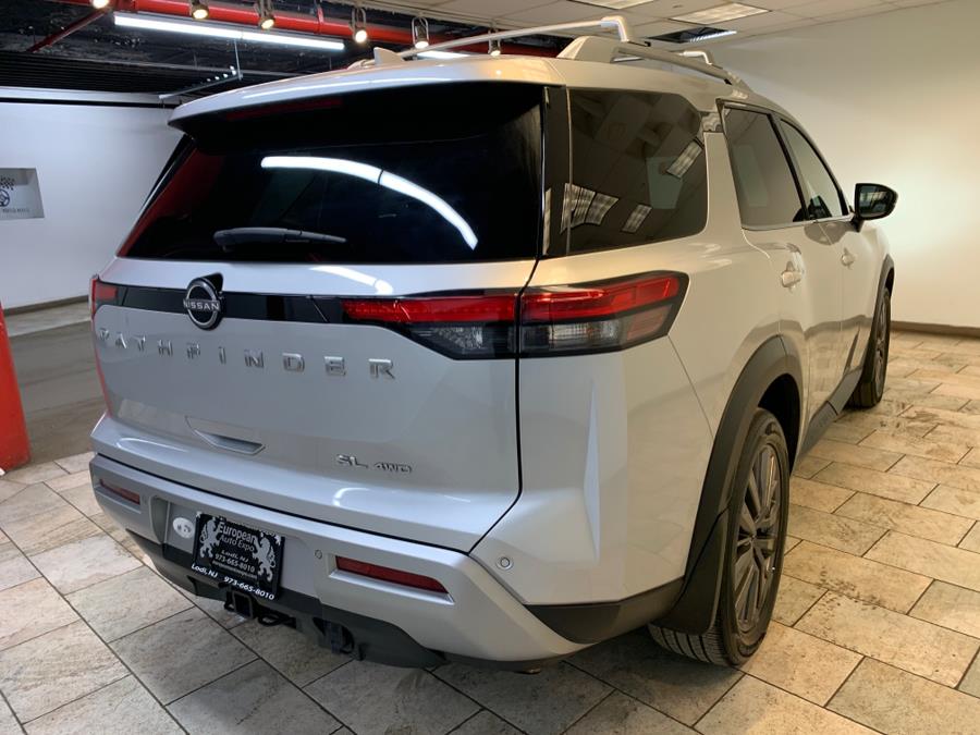 Vehicle image 5 of 64