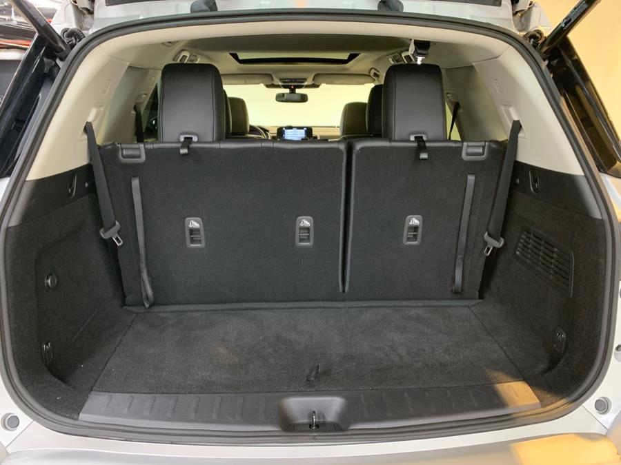 Vehicle image 49 of 64