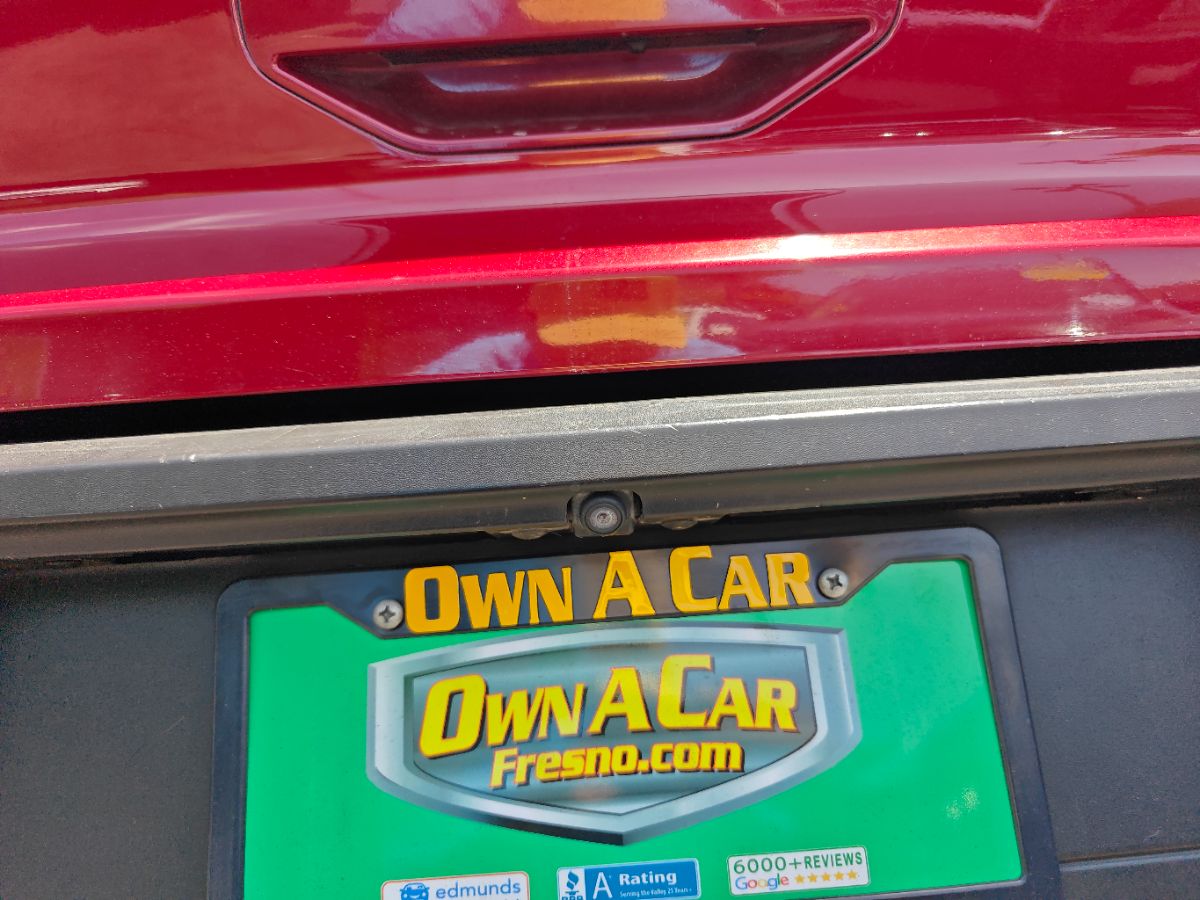 Vehicle image 12 of 33