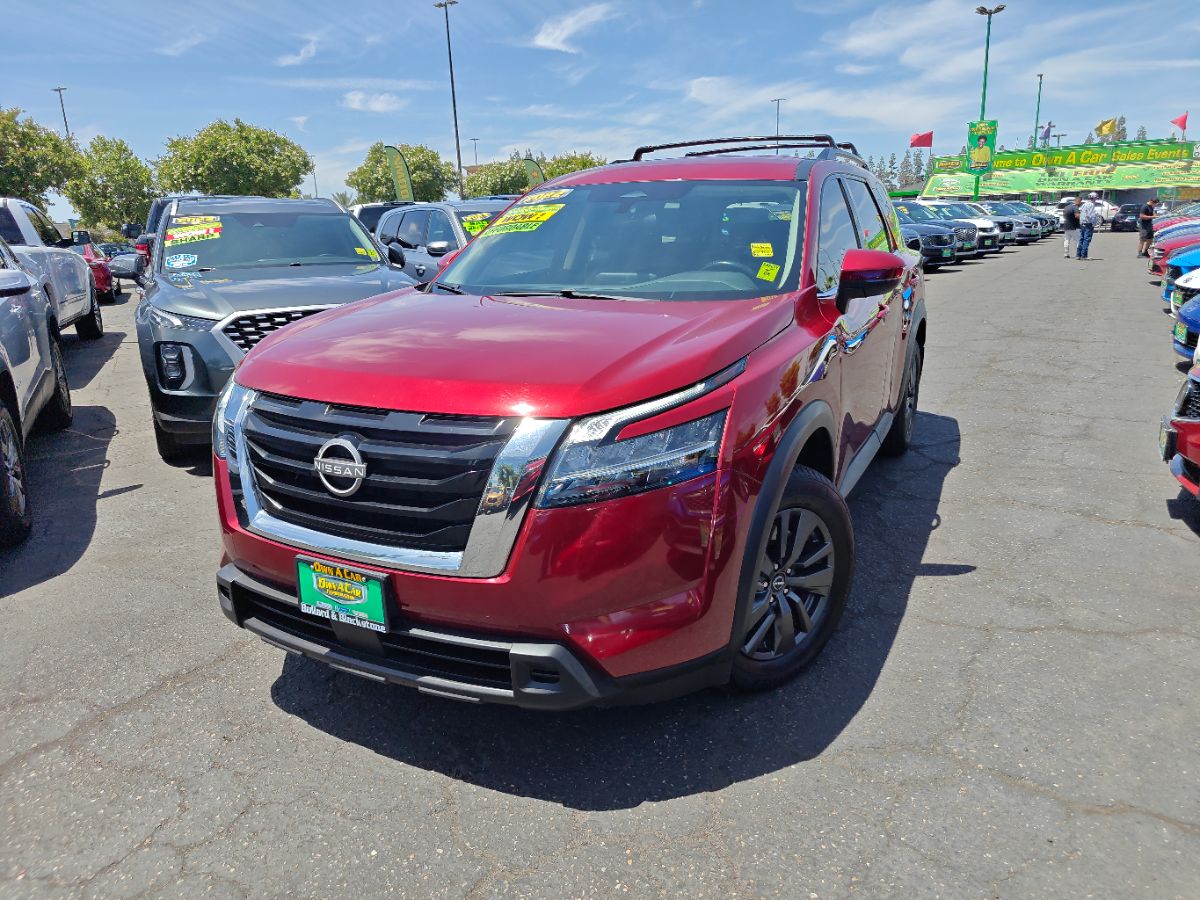 Vehicle image 1 of 33