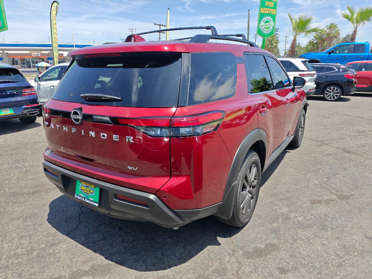 Vehicle image 6 of 33