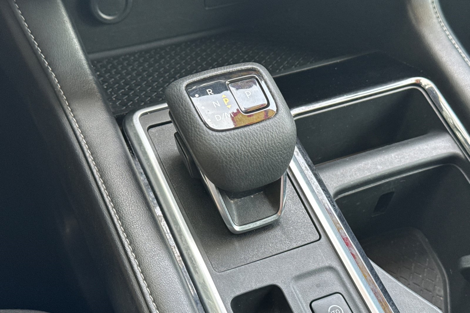 Vehicle image 34 of 58