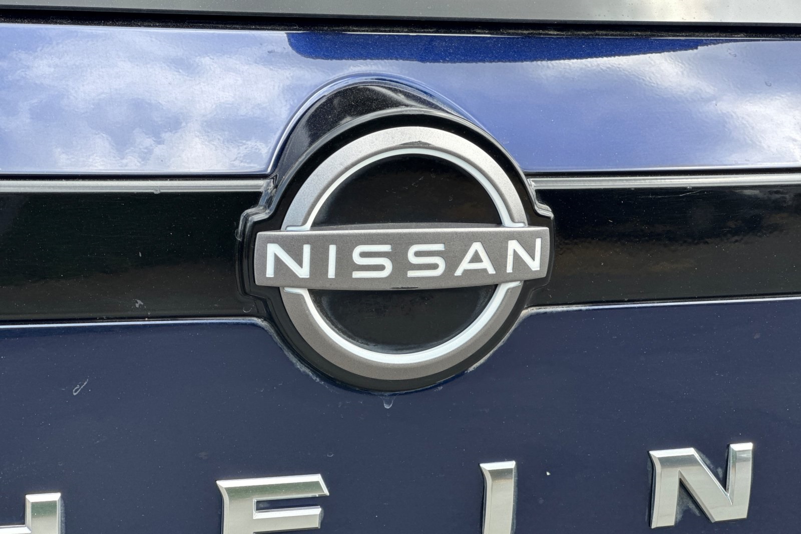 Vehicle image 50 of 58