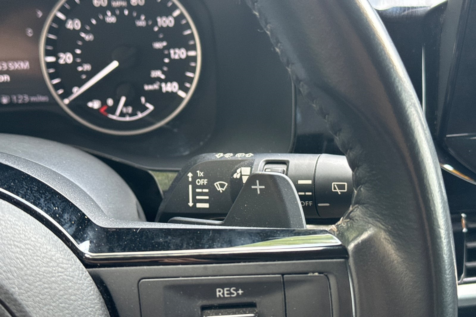 Vehicle image 40 of 58