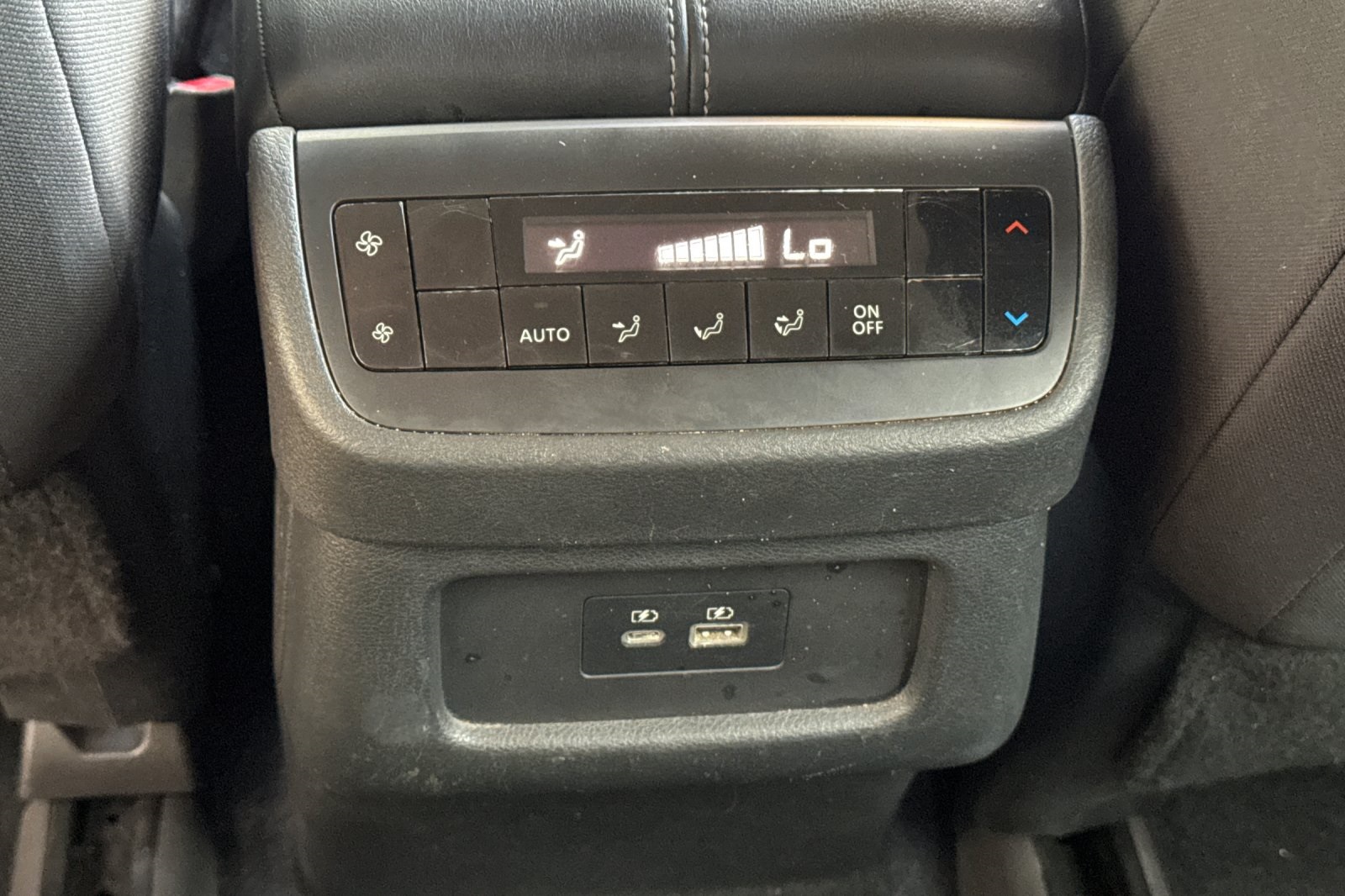 Vehicle image 44 of 58