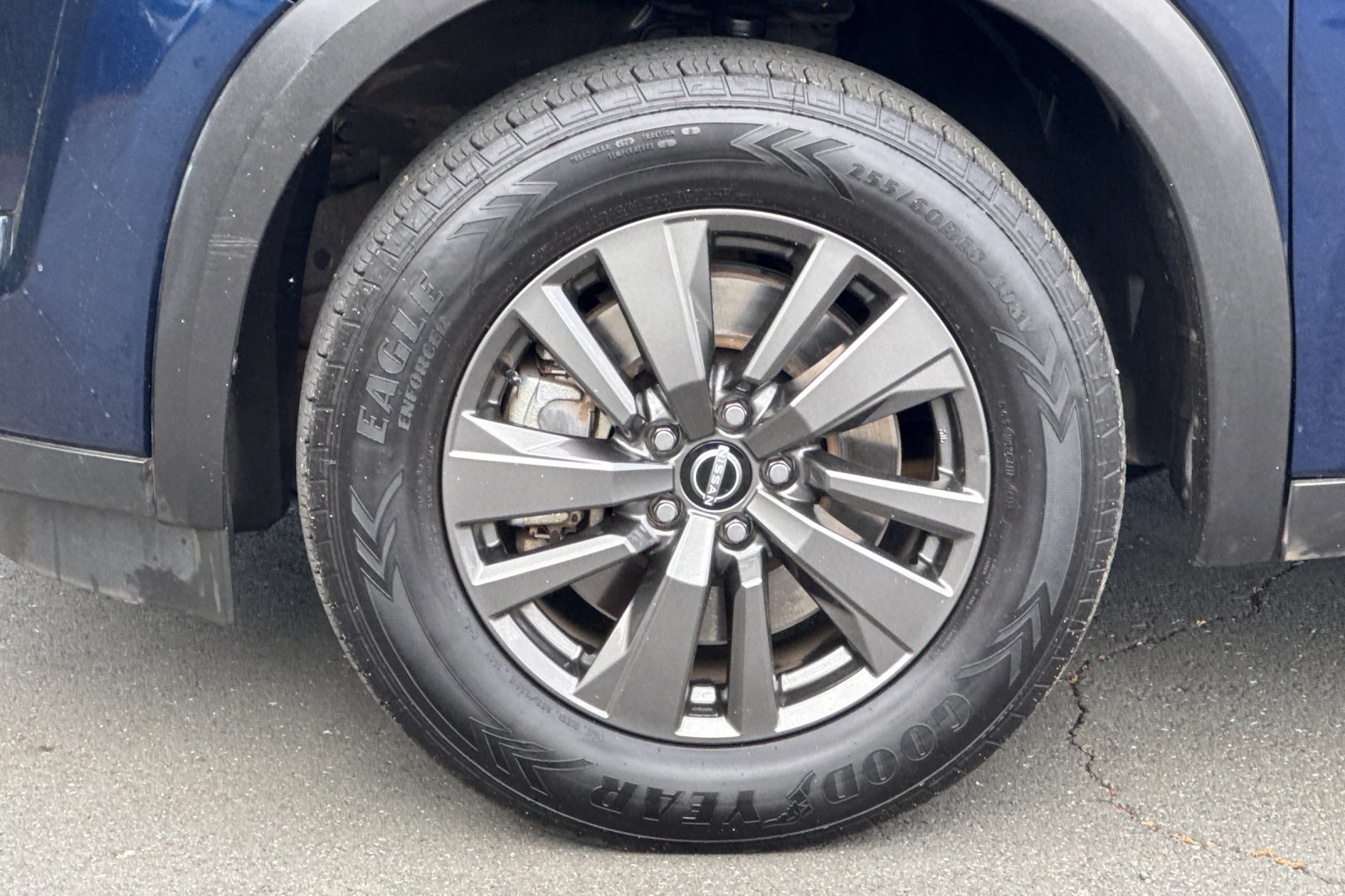 Vehicle image 46 of 58