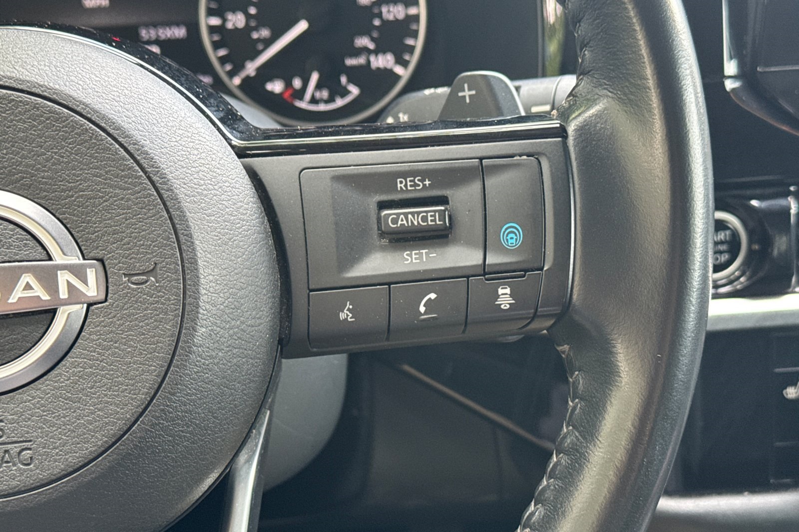 Vehicle image 39 of 58