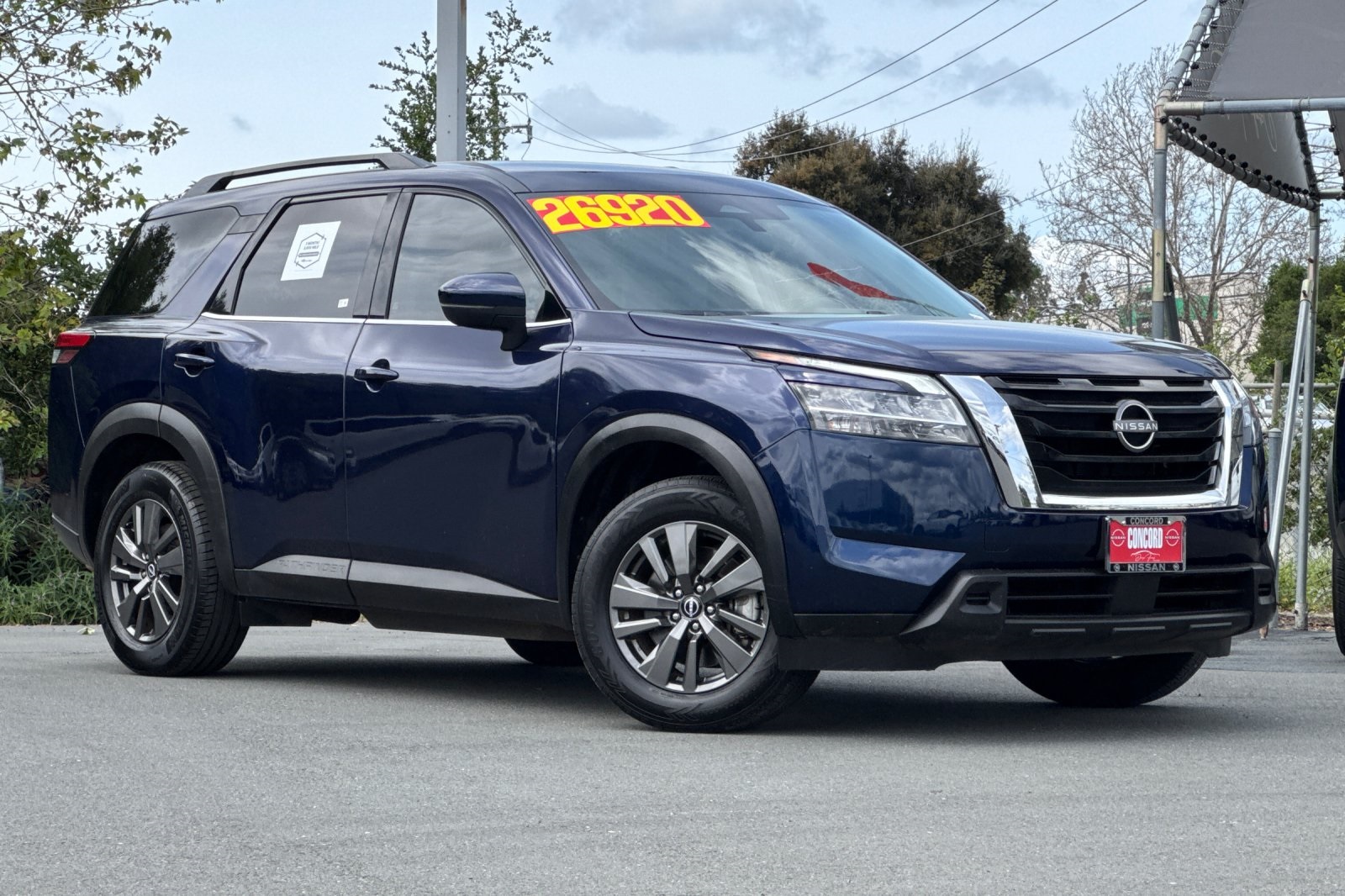 Vehicle image 3 of 58
