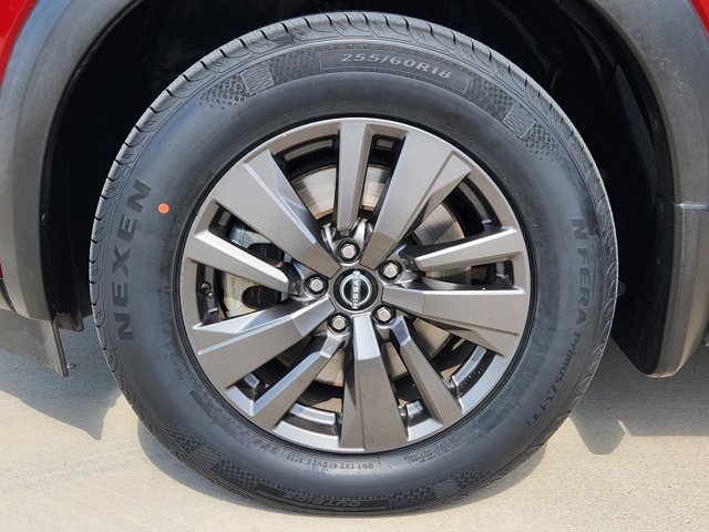 Vehicle image 9 of 31