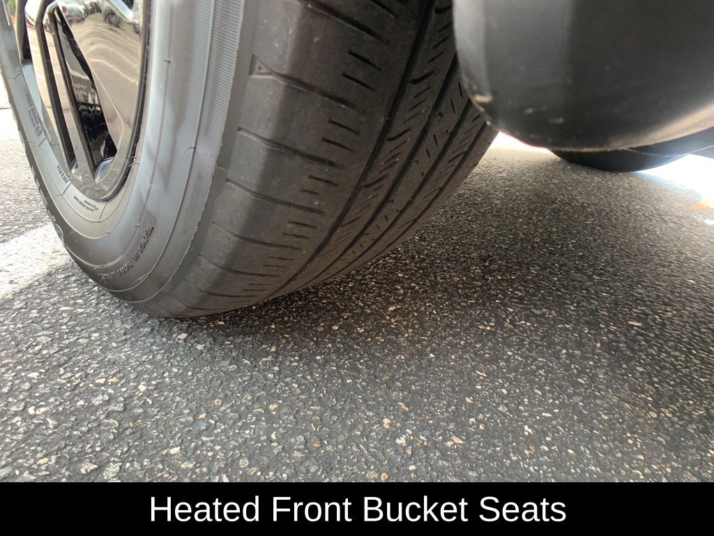 Vehicle image 13 of 36