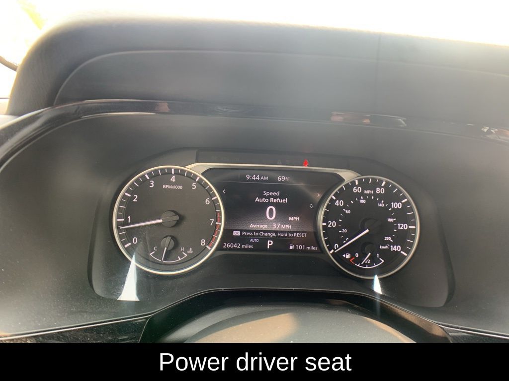 Vehicle image 20 of 36