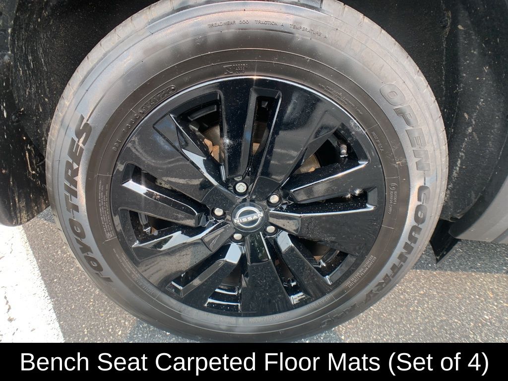 Vehicle image 11 of 36