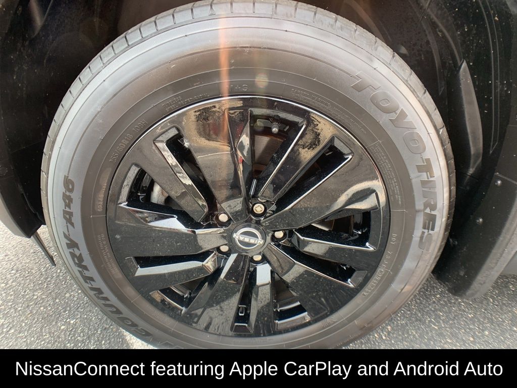 Vehicle image 12 of 36