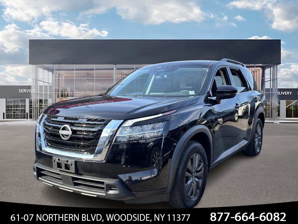 Vehicle image 1 of 40