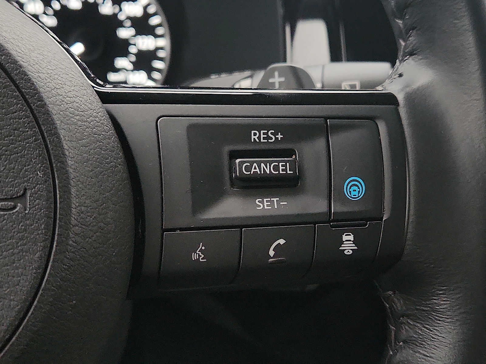Vehicle image 19 of 30