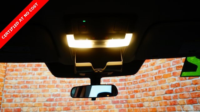 Vehicle image 33 of 93