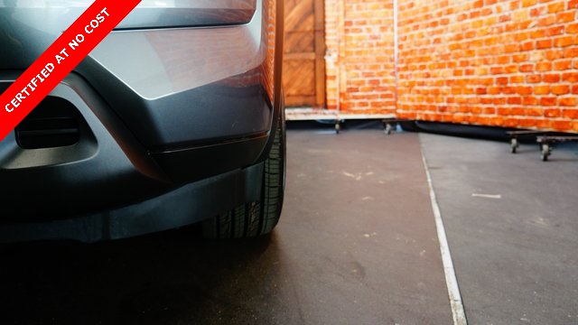 Vehicle image 74 of 93