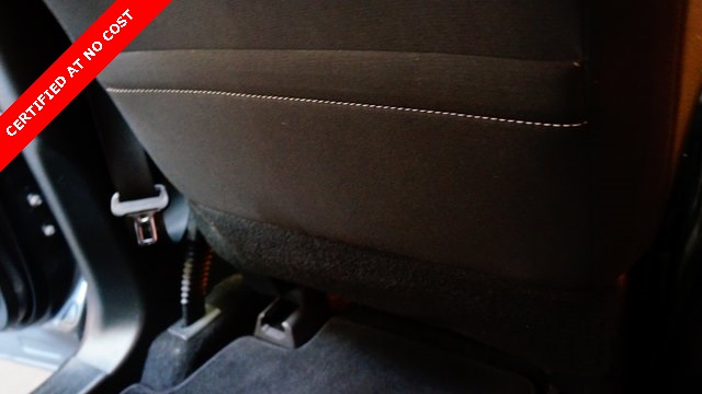 Vehicle image 39 of 93