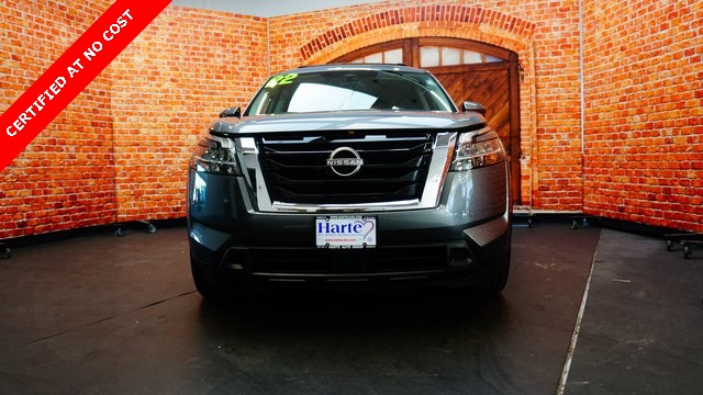 Vehicle image 2 of 93