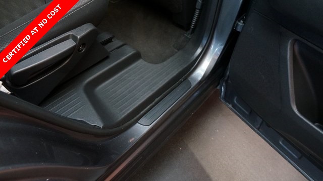 Vehicle image 50 of 93