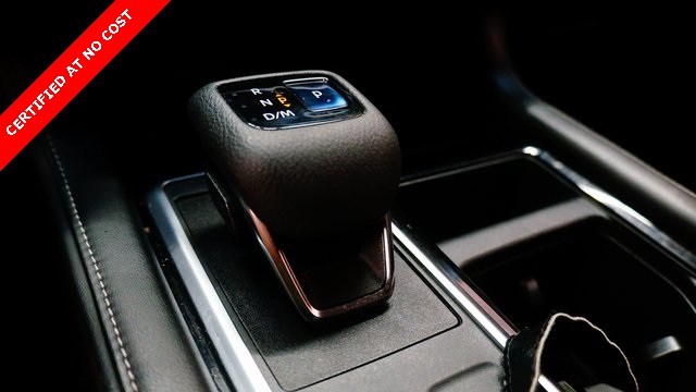 Vehicle image 20 of 93
