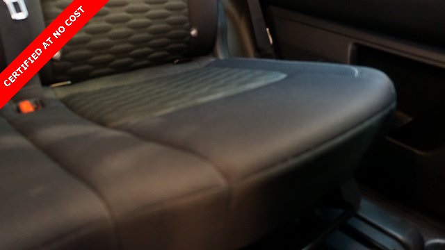 Vehicle image 64 of 93