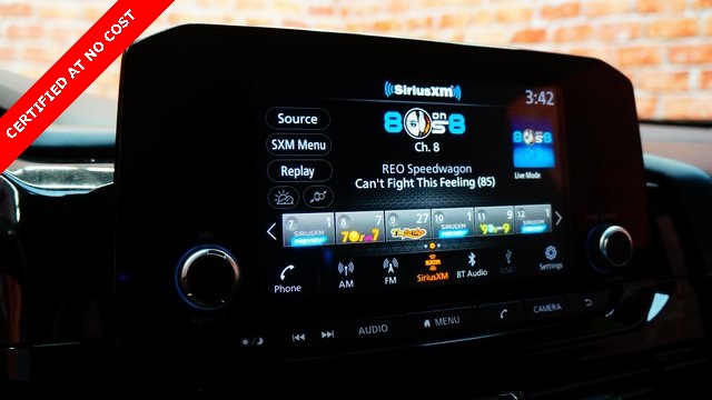 Vehicle image 16 of 93