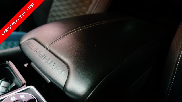 Vehicle image 22 of 93