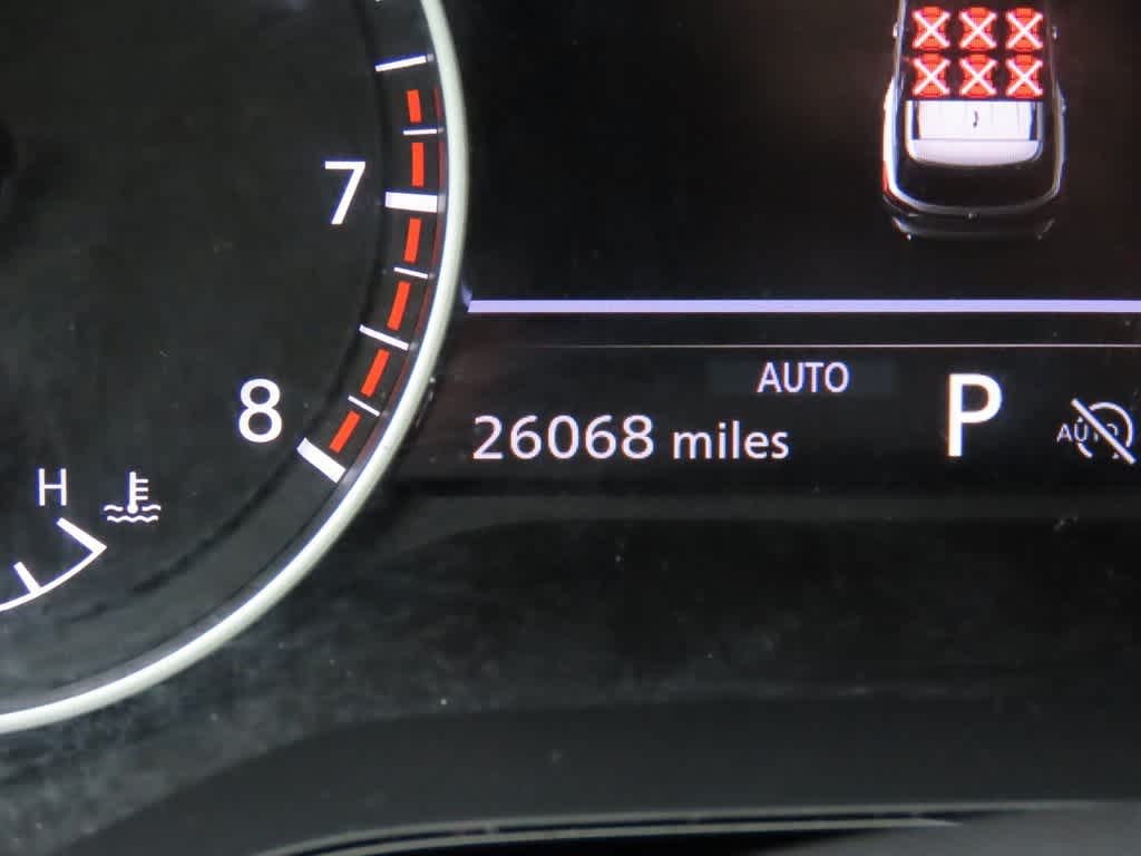 Vehicle image 17 of 27
