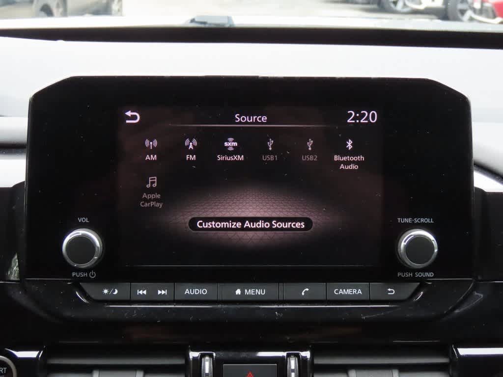 Vehicle image 20 of 27