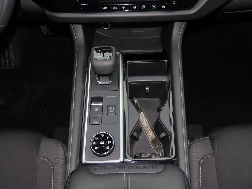 Vehicle image 21 of 27
