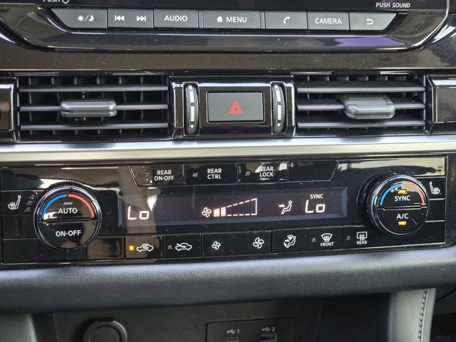 Vehicle image 22 of 31