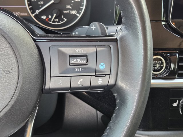 Vehicle image 27 of 31