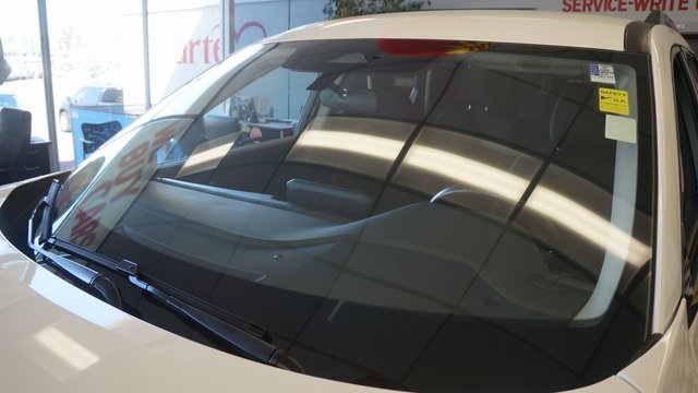 Vehicle image 90 of 92