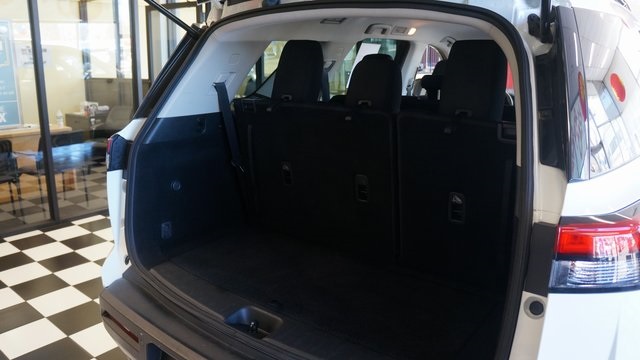 Vehicle image 42 of 92