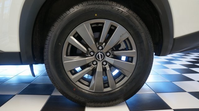 Vehicle image 78 of 92