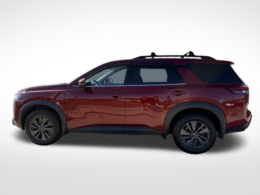 Vehicle image 8 of 30