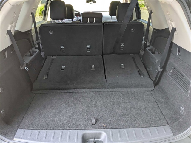 Vehicle image 9 of 41