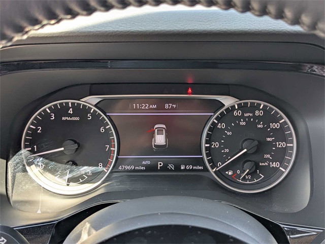 Vehicle image 21 of 41