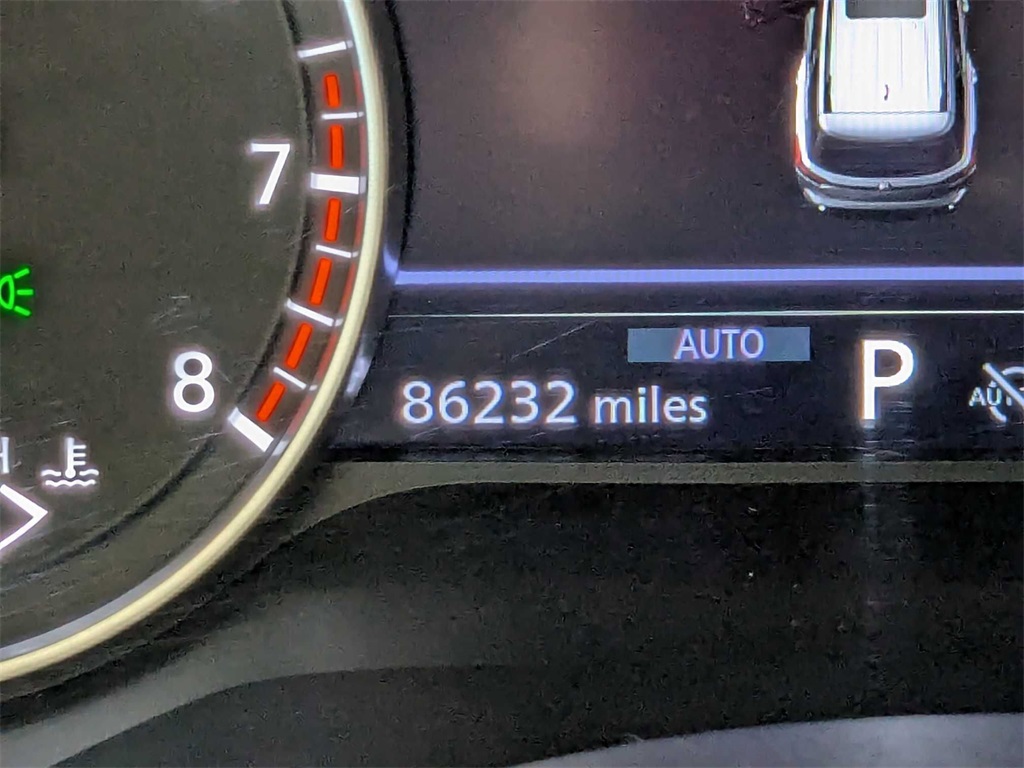 Vehicle image 20 of 38