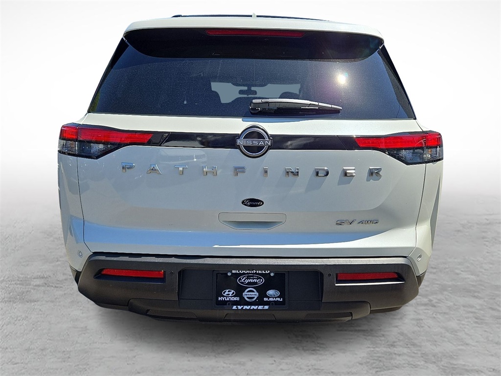 Vehicle image 8 of 31
