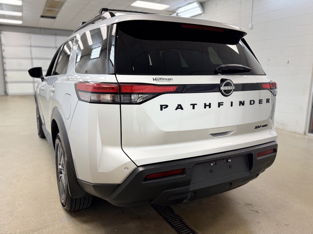 Vehicle image 6 of 35