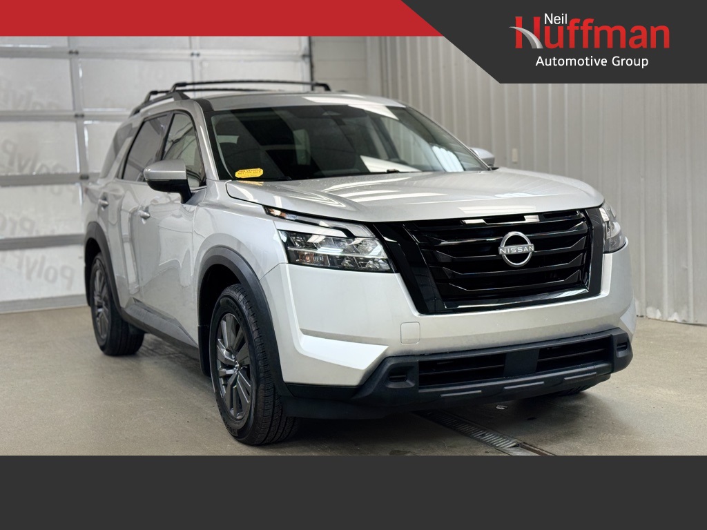 Vehicle image 3 of 35