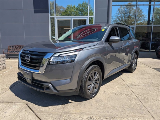 Vehicle image 1 of 38