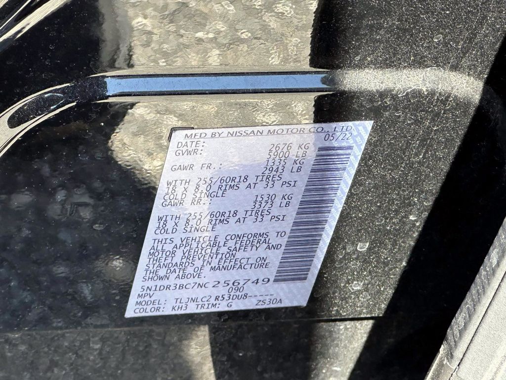 Vehicle image 19 of 33